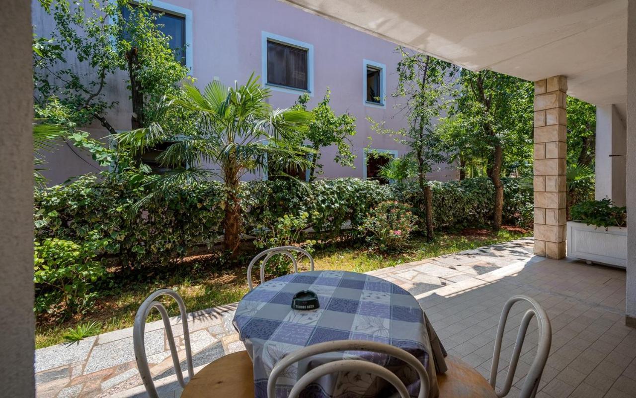 Apartmani Lido Bašanija エクステリア 写真